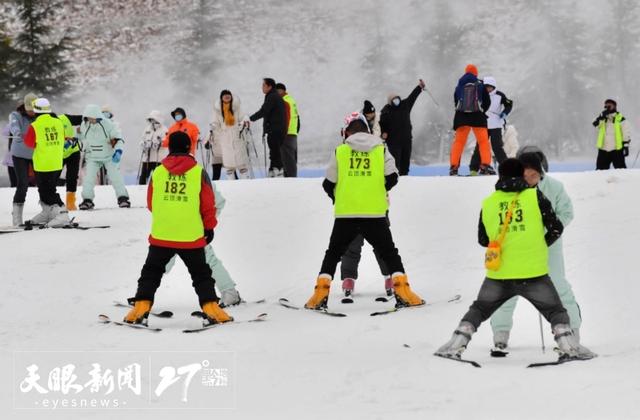 玩转 “冰雪+”,贵州三大滑雪场上新