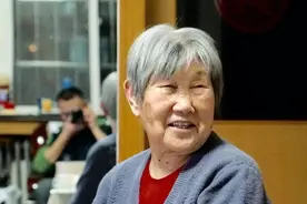 你把我养大，我陪你变老图片
