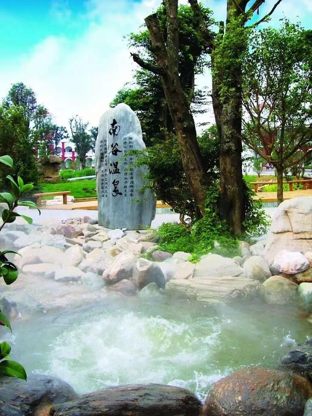 今冬私汤民宿订单量全国TOP1！昆明周边温泉攻略大合集来了，承包你的整个冬天~