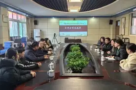 山东省济南中学与济南艺术学校合作办学交流会举行图片