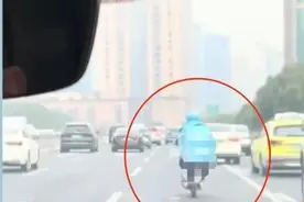 男子骑车“飙”上延安高架，被民警拦截后竟加速逃离？最新情况图片