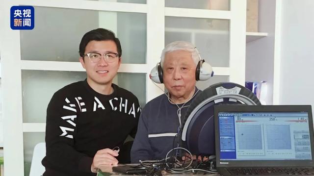 “我要把助听器的价格打下来！”