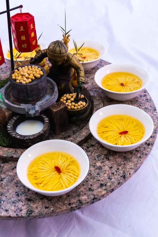 吃美了躺汤里！这个冬天，就“泡”在咸宁