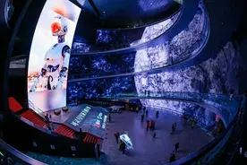 电影大导们“入局”AI，会怎么拍图片