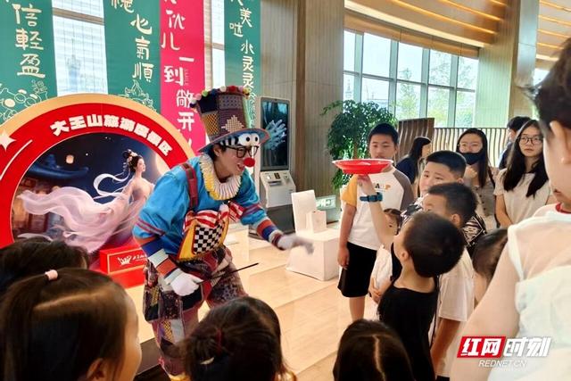 长沙大王山度假区“双节”接待游客超34万人次 国潮盛宴引爆文旅热潮