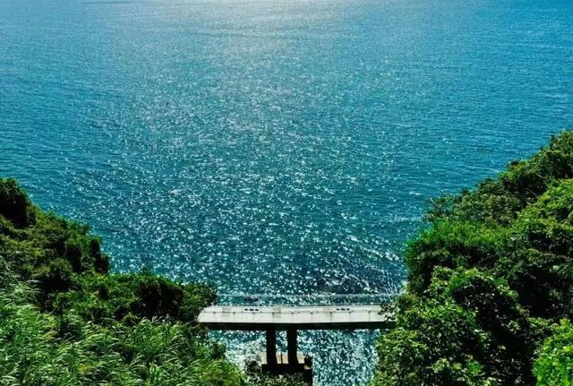 从高铁站步行几分钟，出境了！网友：原来如此丝滑