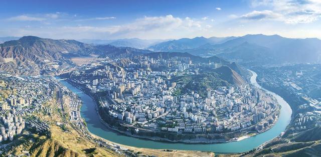 构建文旅康养产业发展新格局 攀枝花要这样留住游客的心｜阳光花果城 康养攀枝花