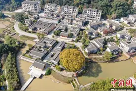 探访江西会昌和君小镇 “红”“绿”交相辉映助力乡村振兴图片