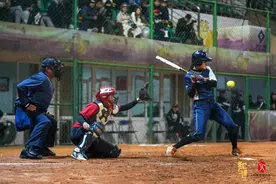 江苏南工大玉麒麟队夺得2023年中国垒球联赛总冠军图片