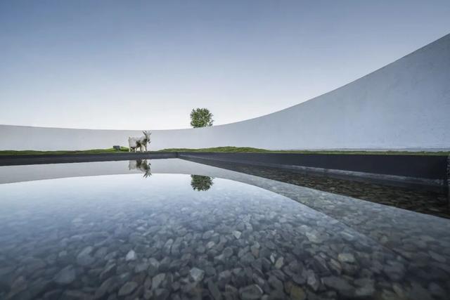 Wallpaper独家｜伙山村里一处让人“迷路”的酒店