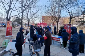 唐山市路北区：服务零距离 便民暖人心图片