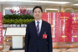 两会会客厅 | 济南市人大代表，章丘区委副书记、区长边祥为：全力抓好项目提升，激发高质量发展新动能图片