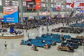 2025暑运今日启动！重庆火车站预计发送旅客1500万人次图片