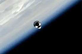 洲际太空融合：国际空间站正接待来自5个国家的11名宇航员图片