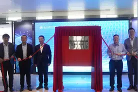 揭牌！深圳龙岗再添创新创业新阵地！图片