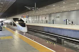 广深城际部分列车停运，铁路部门建议旅客改乘高铁出行图片