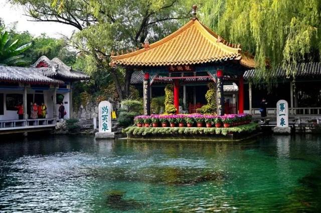 漫游历下 畅玩一夏丨天下第一泉风景区推出“霓裳话泉城·畅游第一泉”深度游产品