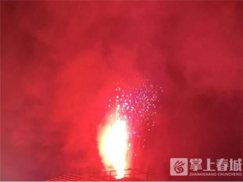 烟花+音乐+美食！春雨 937火把节夏夜狂欢嗨翻天