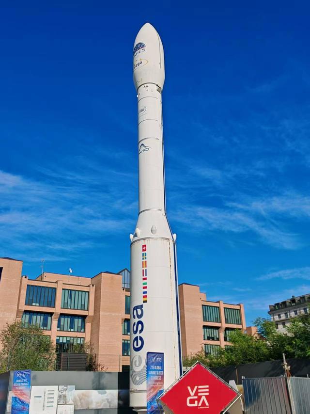 自然与人文的宝贵遗产——北京大学地球与空间科学学院阿尔卑斯野外综合地质国际对比实习记录