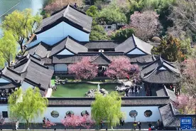 穿越时光的浪漫——当古建邂逅春光图片