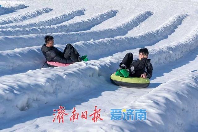 寒假不远行，在家门口的“冰火秘境”解锁“遛娃”多重玩法