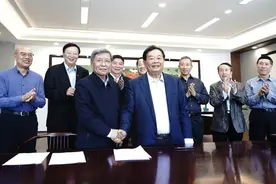 西安交大原校长王树国任福耀高等研究院院长/福耀科技大学校长图片
