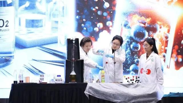 8月26日“疯狂恐龙周”第一夜！