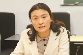 李慧已任上海浦东新区政府党组成员图片
