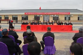 鄂托克旗良种肉牛种牛繁育基地建成投产！图片