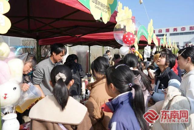 石陂镇第二届“七彩花漾·好客石陂”文体旅暨供销集市全闽乐购活动盛大开幕