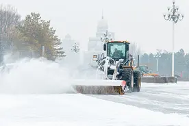 暴雪破纪录！黑龙江鹤岗现特大暴雪 今天降雪减弱气温断崖式下跌图片