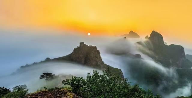 读懂城市丨“关外第一城”葫芦岛，自在山海