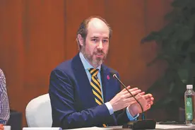 《道德经》何以火遍全球？美国汉学家已收录97种语言译本图片