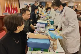 为生命续航，共筑热血桥梁！武汉市科技创新局开展无偿献血活动图片