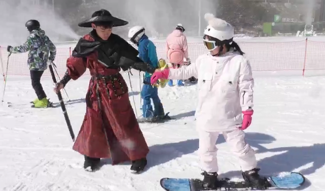 “南国雪乡”出圈！浙江冰雪经济点燃长三角冬日激情