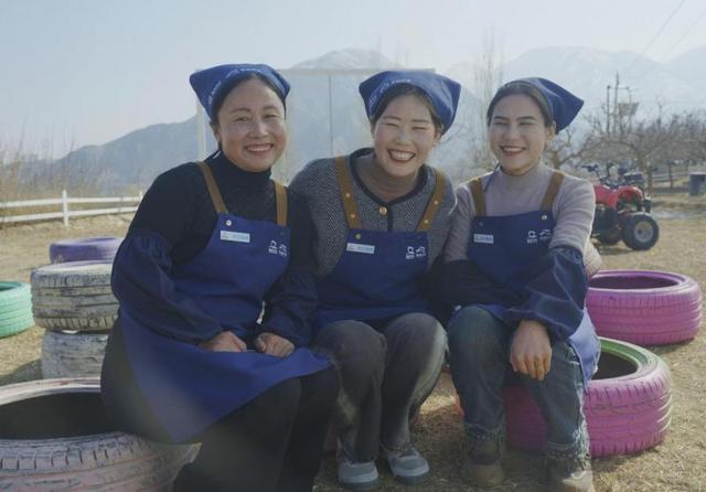 世界人工智能大会热议数智女性未来，蚂蚁集团分享数字赋能女性实践