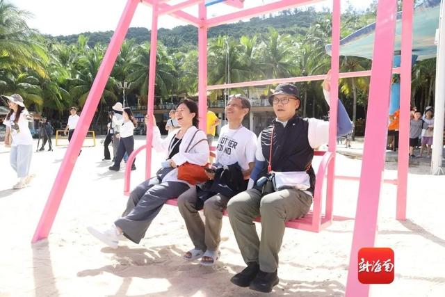 组图｜中外媒体团走进陵水 沉浸式感受海南海洋保育与海岛魅力