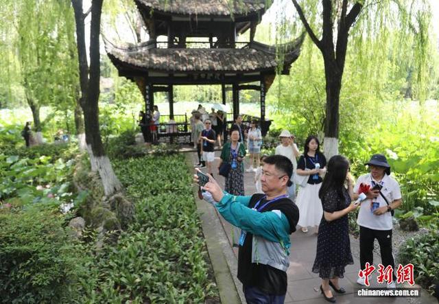 华媒代表感受四川新都的古今交融：从“文化指纹”中汲取发展动力