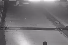 泰安曝光一起事故，这人醉酒驾驶、逆行、未戴头盔，buff叠满！全责！图片