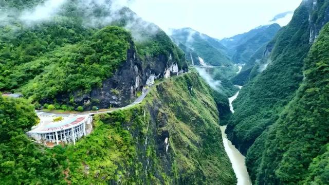 全国美丽公路！G351鹤峰段藏着多少惊喜？