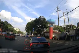 住手！马路不是垃圾场图片