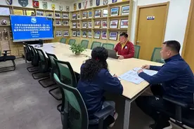 天津足协党支部持续开展注册备案D级教练员进行足球领域腐败和行风问题、治理足球行业“假赌黑”工作警示教育宣讲图片