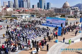 筝汇崂山、放飞欢乐！2025青岛石老人沙滩风筝季启动图片