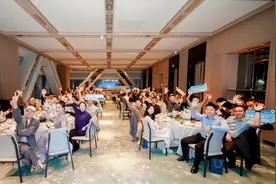 鸿蒙智行周年庆，湖南车主齐聚一堂共启新程图片