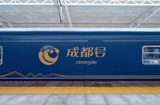 顶流在新都藏不住了！TA是→