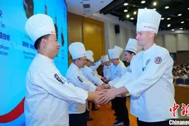 塞尔维亚“洋弟子”赴浙江学习中式烹饪图片