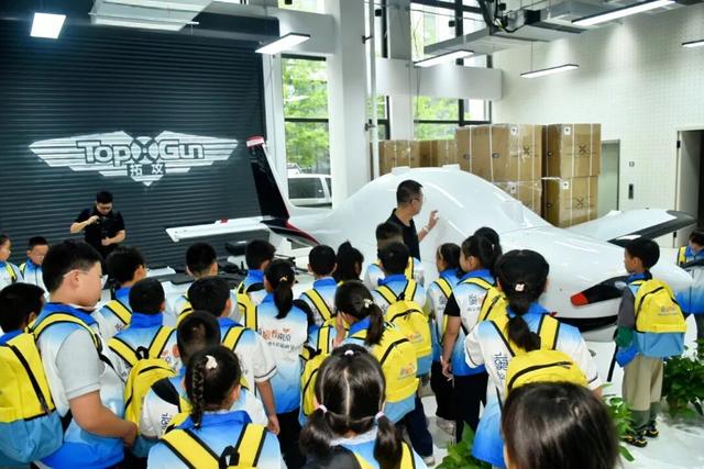 走！跟着研学少年们触摸历史、解锁科技、探寻自然！