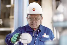 “五一”黄河之滨劳动之光 | 卢朝鹏 石油精神孕育出的金牌工人图片