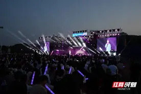 组图丨青春飞扬！十余位校园歌手燃爆全场图片