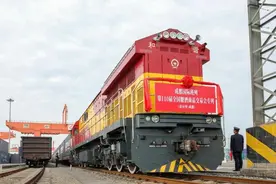从荷兰出发参加成都糖酒会：欧洲巧克力、红酒搭乘成都国际班列抵蓉图片